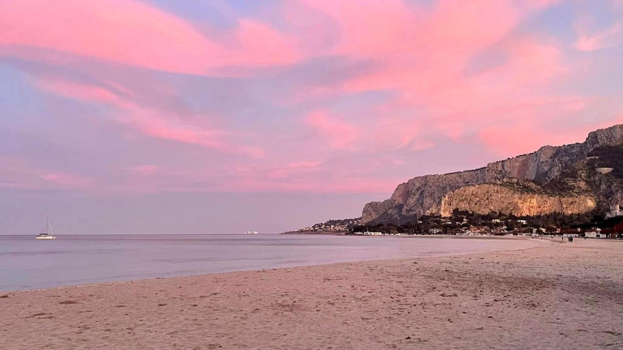 Mondello Villa Mare Bagian luar foto