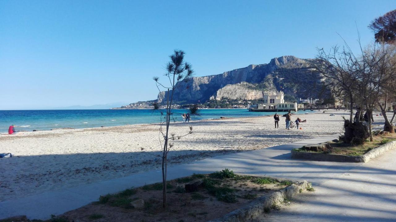 Mondello Villa Mare Bagian luar foto